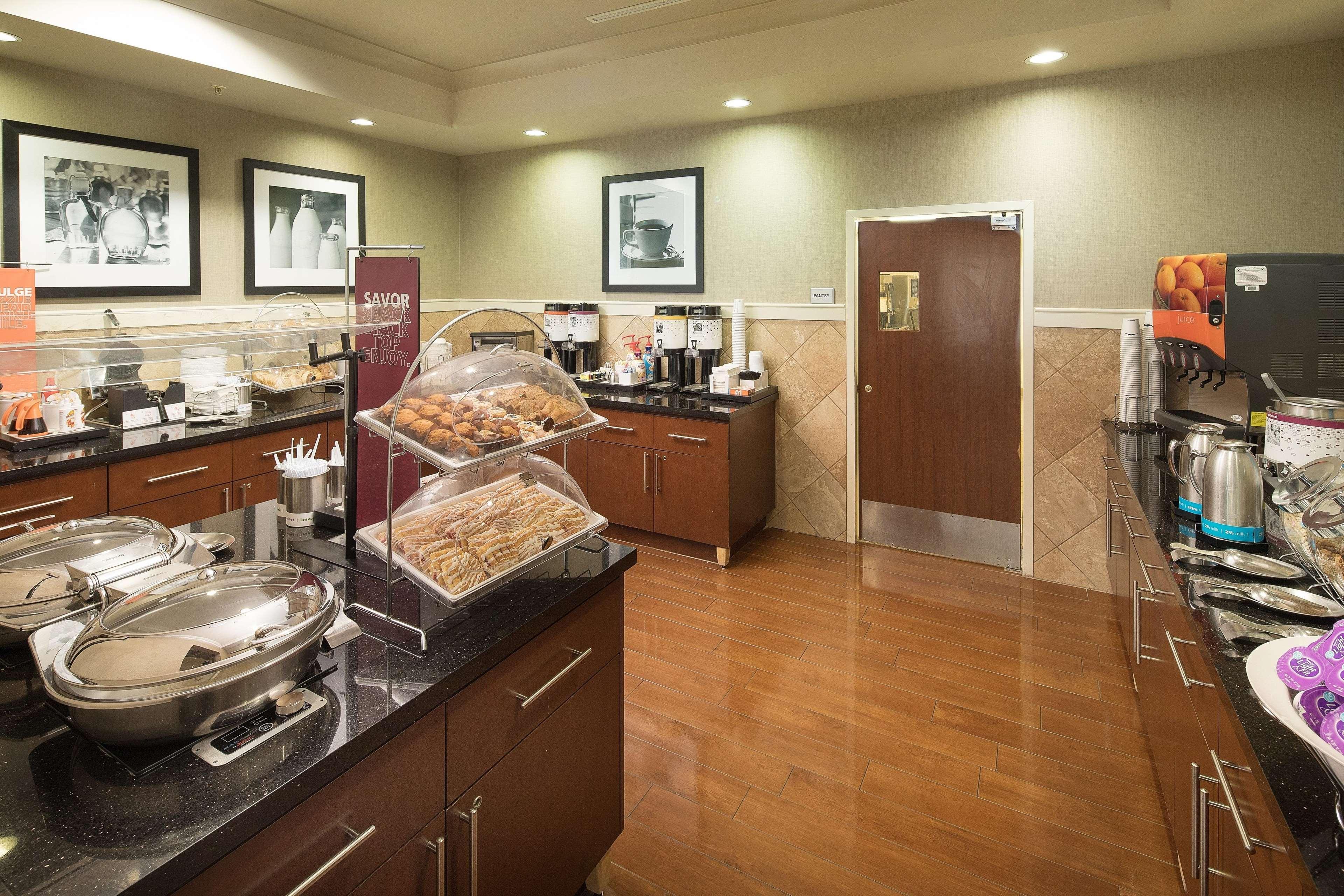 Hampton Inn & Suites Little Rock-Downtown Экстерьер фото