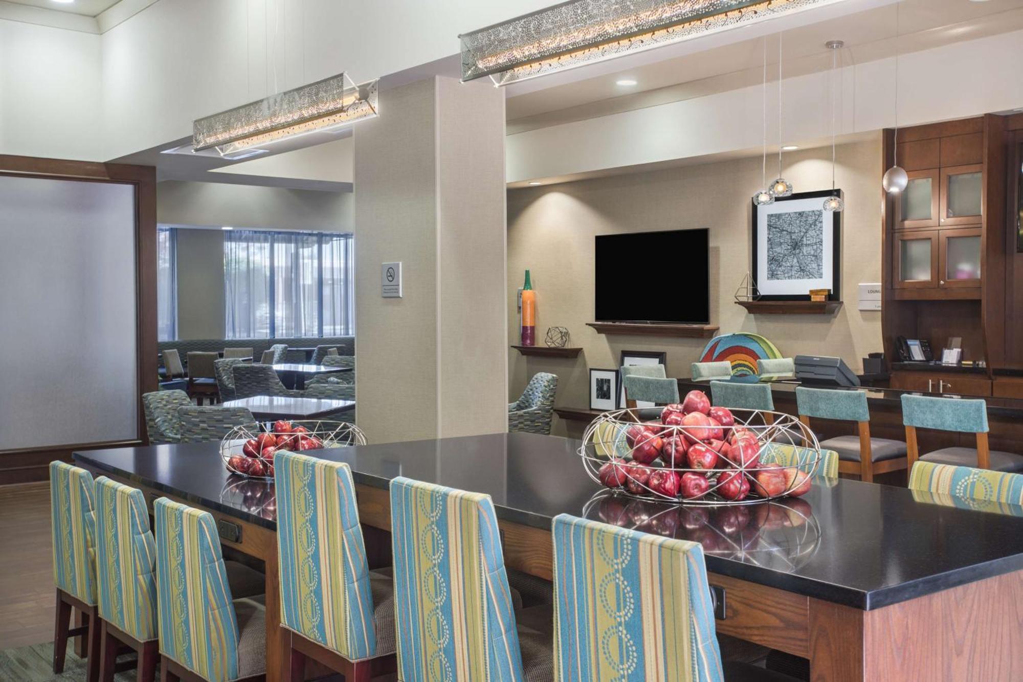 Hampton Inn & Suites Little Rock-Downtown Экстерьер фото