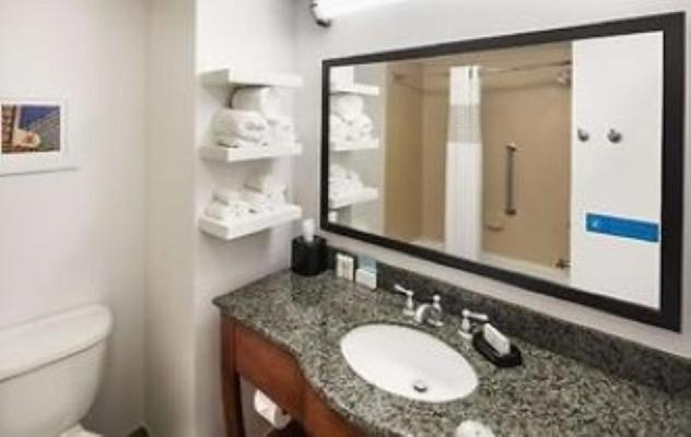 Hampton Inn & Suites Little Rock-Downtown Экстерьер фото